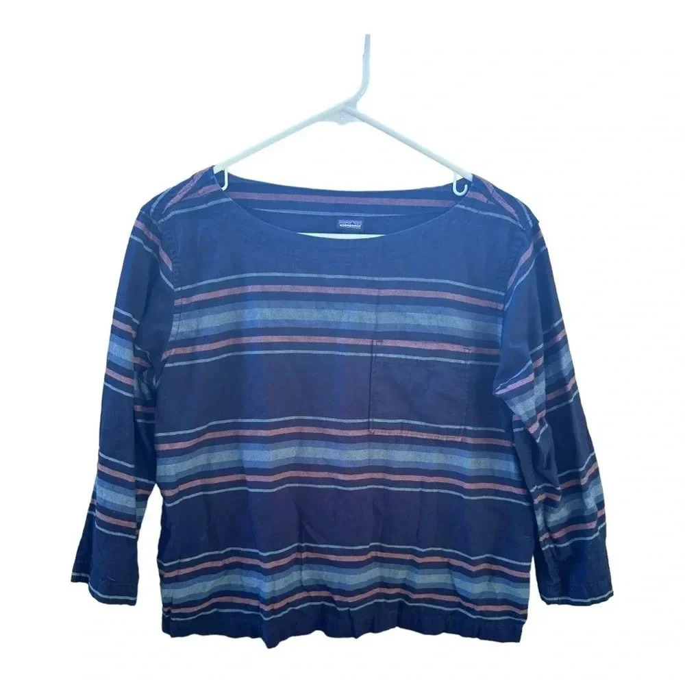 Patagonia Organic Cotton Navy Blue Striped Shirt // Size Medium